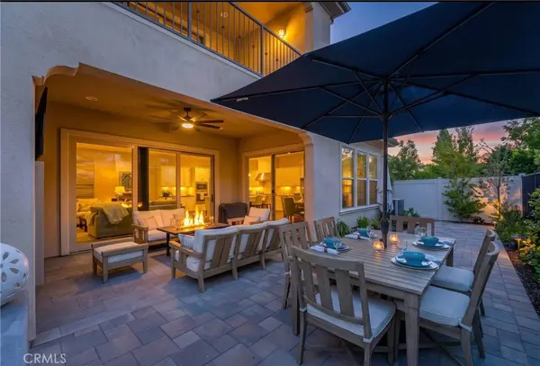 1809 Canyon Oaks LN, Lake Forest, CA 92610