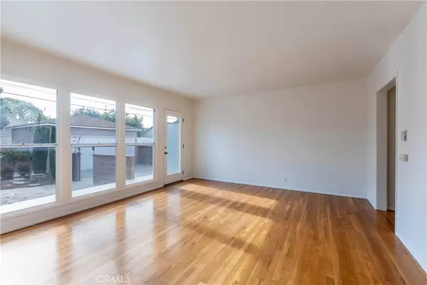 5032 Verdura AVE, Lakewood, CA 90712