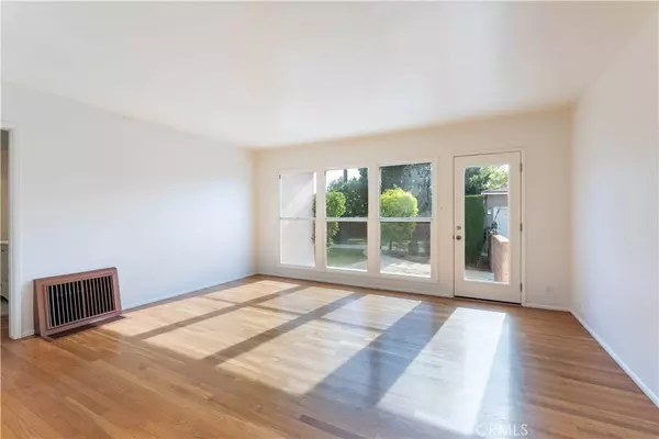 5032 Verdura AVE, Lakewood, CA 90712