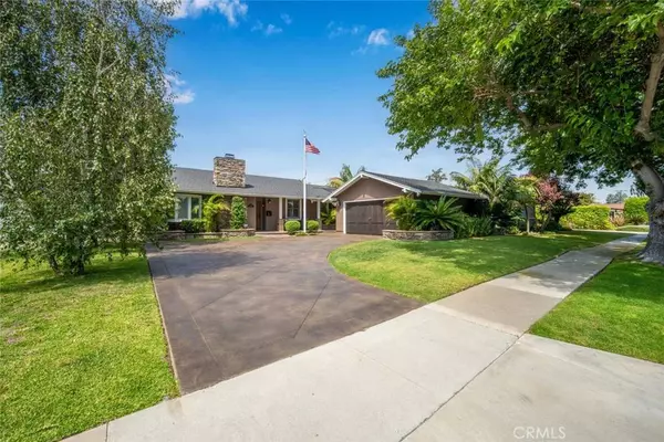 12831 Foster RD, Rossmoor, CA 90720