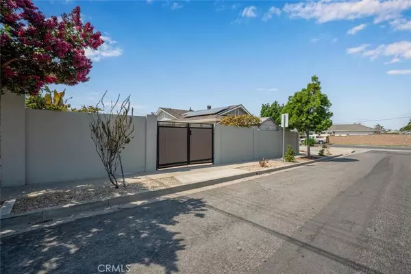 6444 Ward WAY, Buena Park, CA 90620