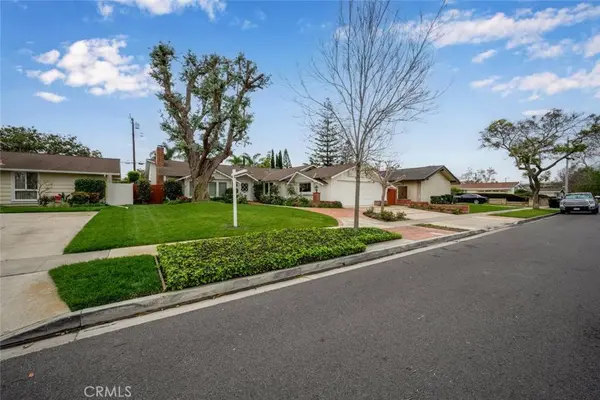 2692 Salmon DR, Rossmoor, CA 90720