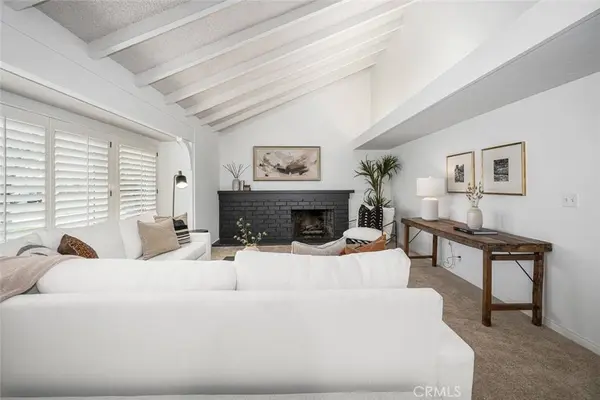 2692 Salmon DR, Rossmoor, CA 90720