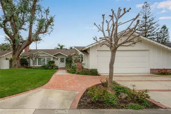 2692 Salmon DR, Rossmoor, CA 90720
