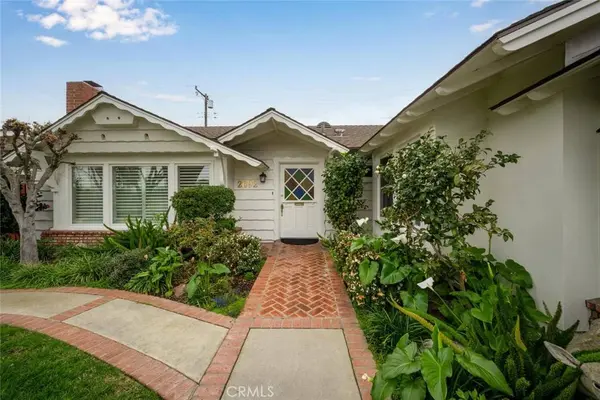 2692 Salmon DR, Rossmoor, CA 90720