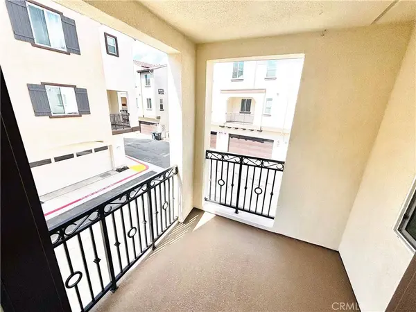 2450 E Agave ST #1, Anaheim, CA 92806