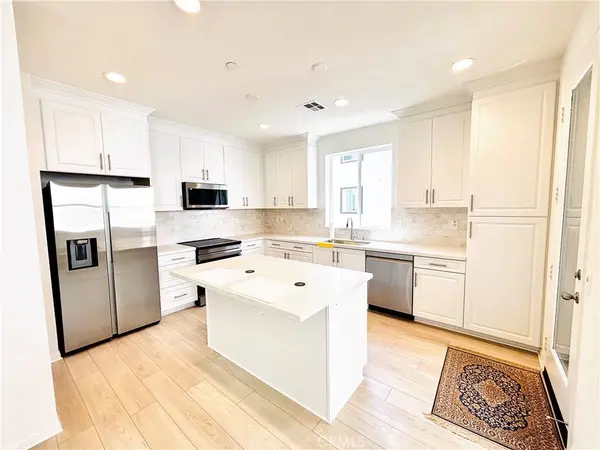 2450 E Agave ST #1, Anaheim, CA 92806