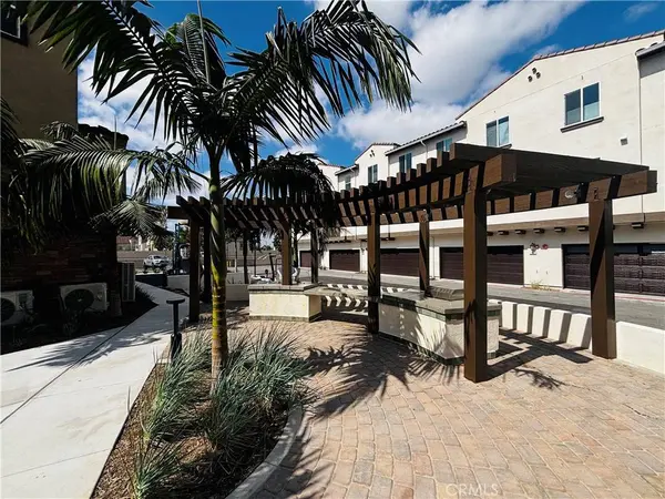 2450 E Agave ST #1, Anaheim, CA 92806