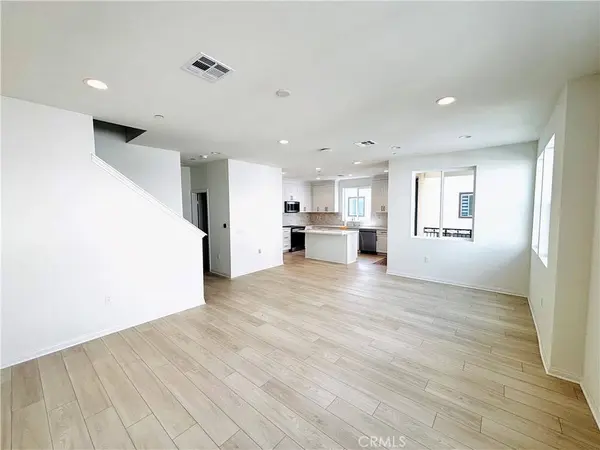 2450 E Agave ST #1, Anaheim, CA 92806