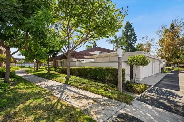 11264 Morgen WAY, Cypress, CA 90630
