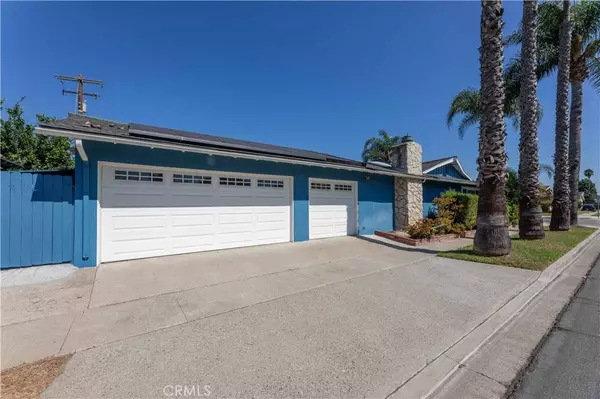 13631 Fielding DR, Tustin, CA 92780
