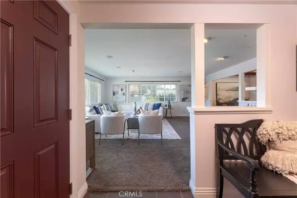 13631 Fielding DR, Tustin, CA 92780