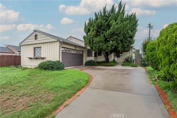 8133 Brimfield, Panorama City, CA 91402