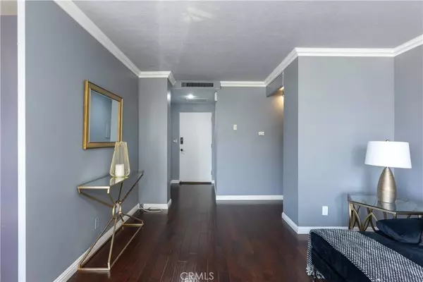 100 Atlantic #902, Long Beach, CA 90802