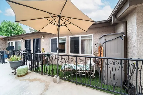 1100 Walnut #4, Long Beach, CA 90813