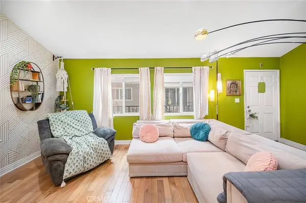 1100 Walnut #4, Long Beach, CA 90813