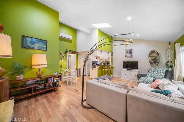 1100 Walnut #4, Long Beach, CA 90813