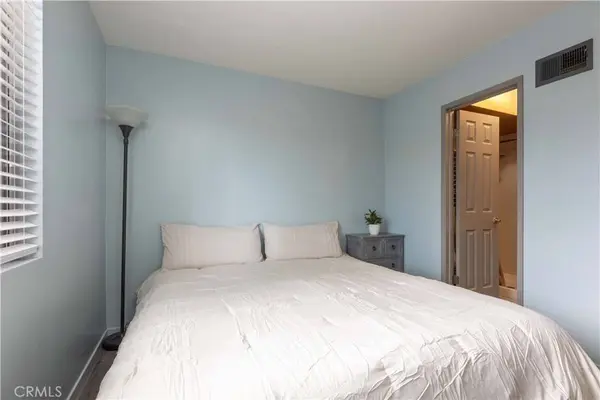 3342 Bradbury Road #9, Los Alamitos, CA 90720