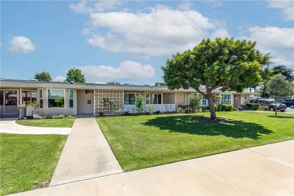 1180 Oakmont Road #51H, Seal Beach, CA 90740