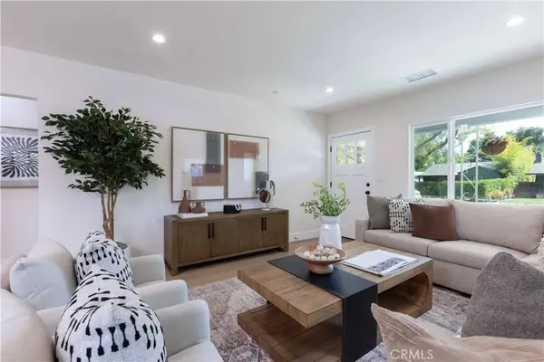 469 Highland, Pasadena, CA 91104