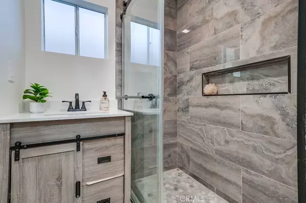 6832 Cerritos AVE, Long Beach, CA 90805