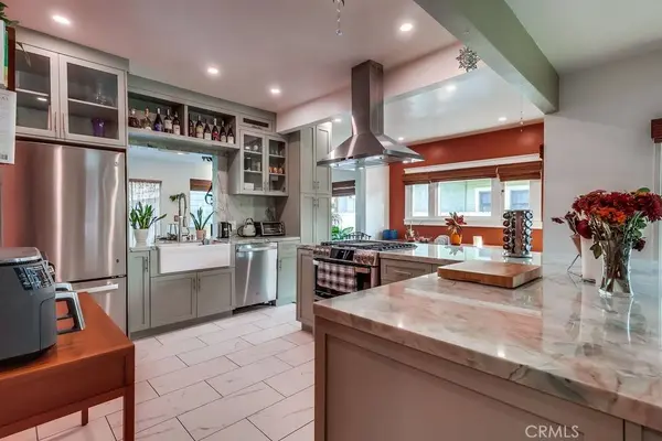 456 Cherry AVE, Long Beach, CA 90802