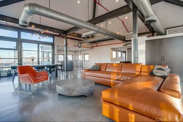 100 W 5th, Penthouse 9B, Long Beach, CA 90802