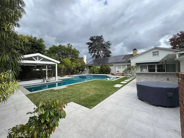 4455 California AVE