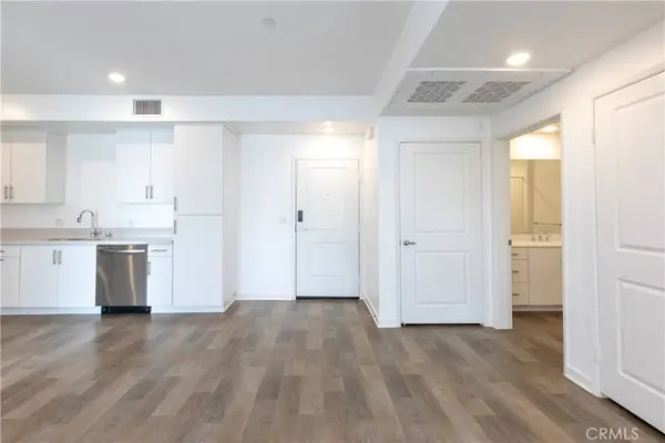 9001 Cerise LN #111, Cypress, CA 90630