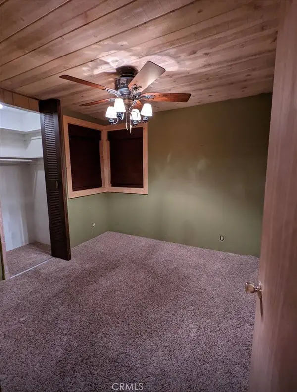 326 Holmes, Sugarloaf, CA 92386