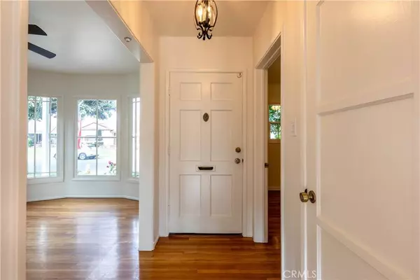 5032 Verdura AVE, Lakewood, CA 90712