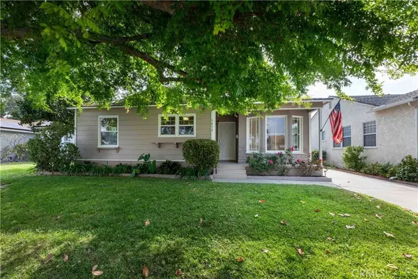 5032 Verdura AVE, Lakewood, CA 90712