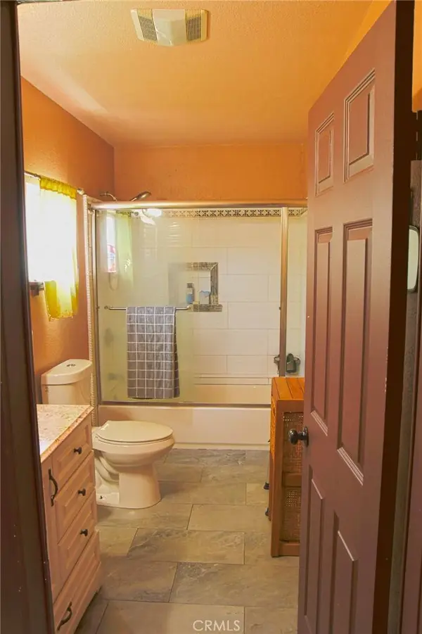 6213 Hood AVE, Huntington Park, CA 90255