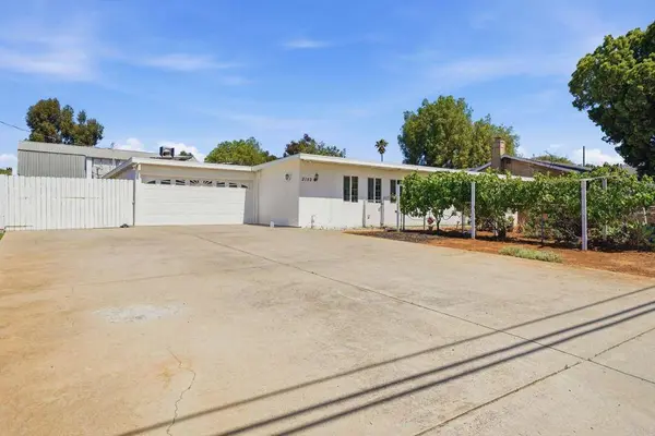 2152 Oak Hill DR, Escondido, CA 92027