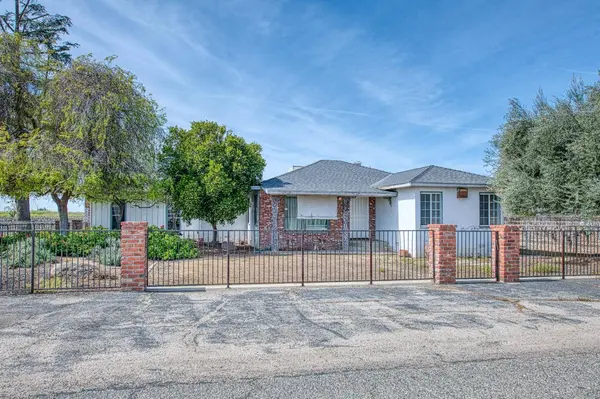 3289 N Monroe AVE, Fresno, CA 93723