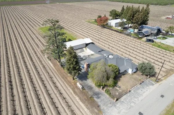 3289 N Monroe AVE, Fresno, CA 93723