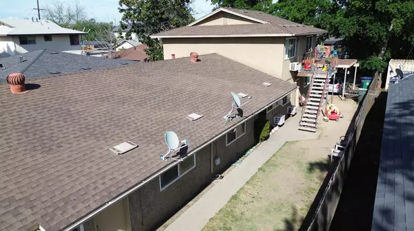 426 N Poplar, Fresno, CA 93701