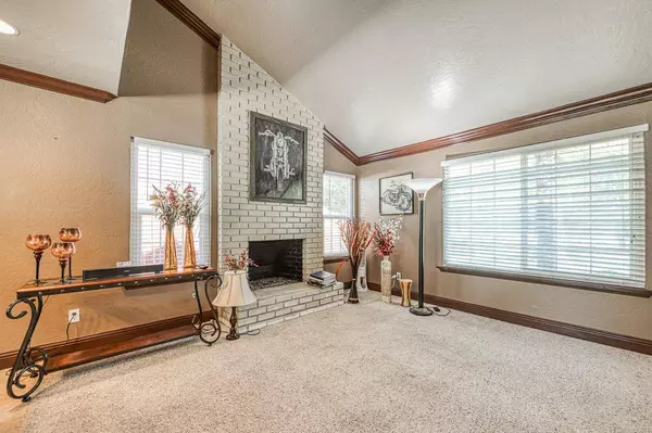 3317 E Palo Alto AVE, Fresno, CA 93710