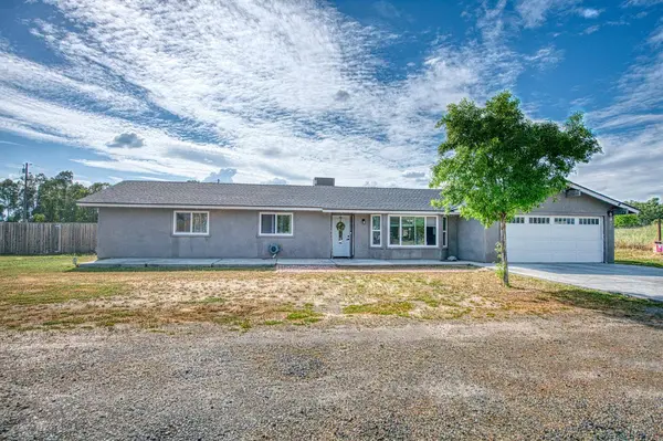 36881 Verde AVE, Madera, CA 93636
