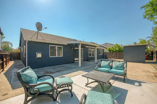 3673 N Denali AVE, Fresno, CA 93727