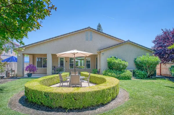 8405 N Paula, Fresno, CA 93720