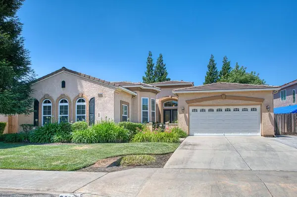 8405 N Paula, Fresno, CA 93720