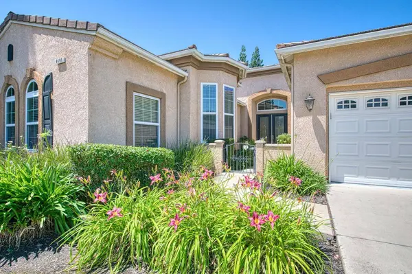 8405 N Paula, Fresno, CA 93720
