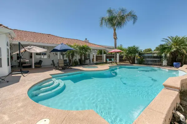 2479 Cabrillo CT, Hanford, CA 93230
