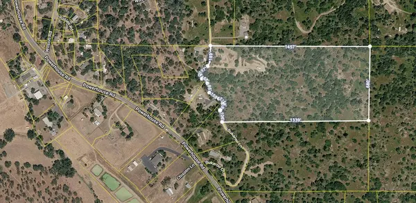 28 Buckaroo LN, Auberry, CA 93602