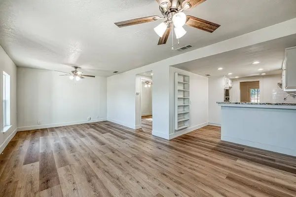 1651 5th ST, Clovis, CA 93611