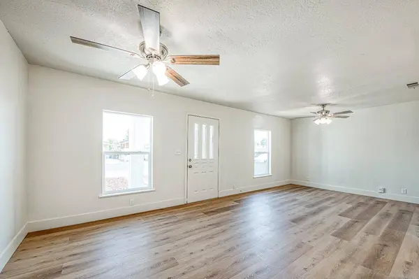 1651 5th ST, Clovis, CA 93611