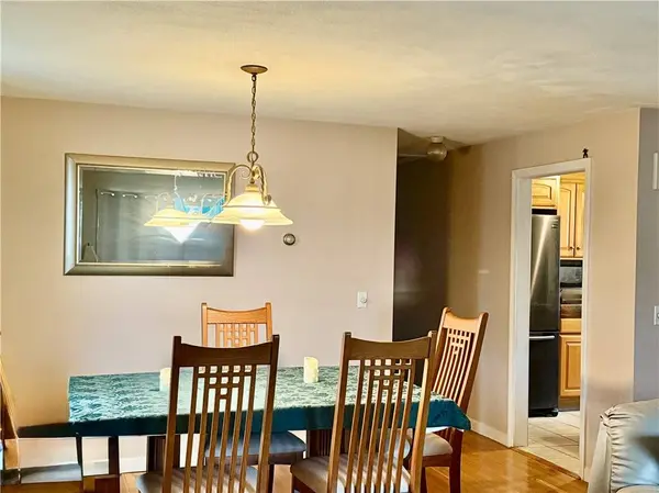 139 Suffolk AVE, Pawtucket, RI 0261