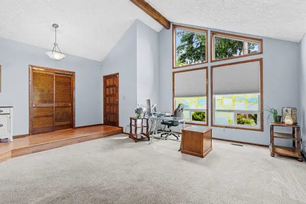 6516 NE 68th St, Vancouver, WA 98661-1537