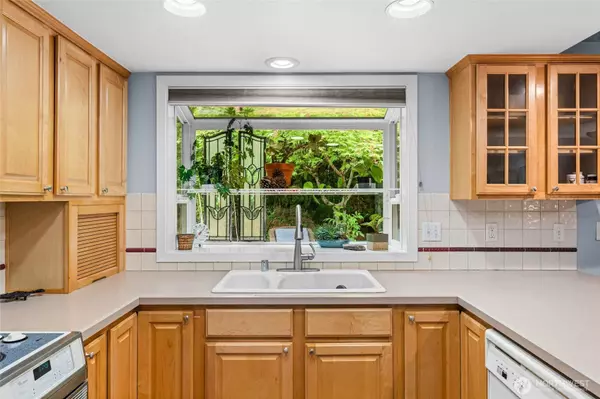 6516 NE 68th ST, Vancouver, WA 98661